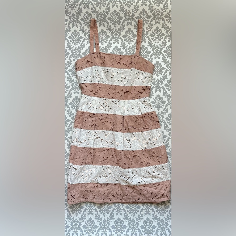 Loft Size 2 Pink and White Floral Dress